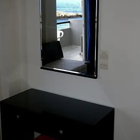 Klery Ξενοδοχείο με διαμερίσματα 3*